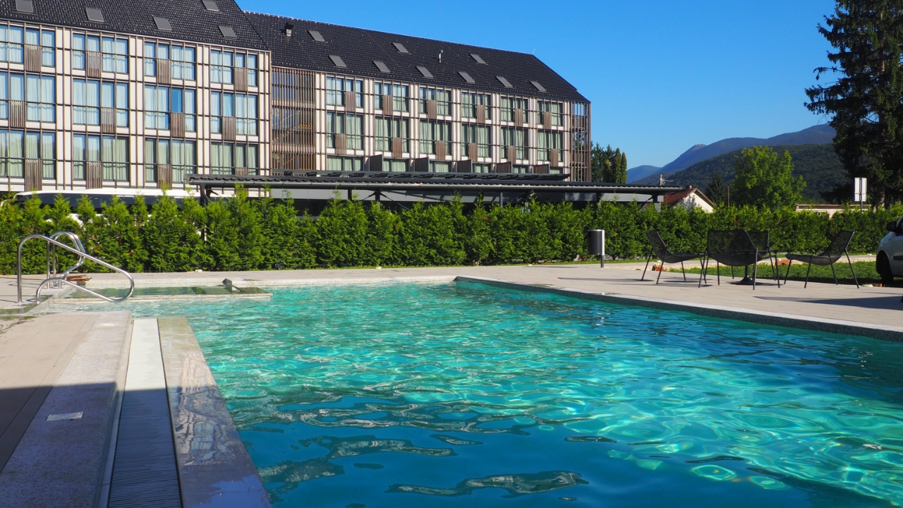 Lyra Hotel Plitvice pool: live music at the pool bar Lyra Hotel Plitvice pool: live music at the pool bar