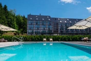Lyra Hotel Plitvice with outdoor pool Lyra Hotel Plitvice with outdoor pool
